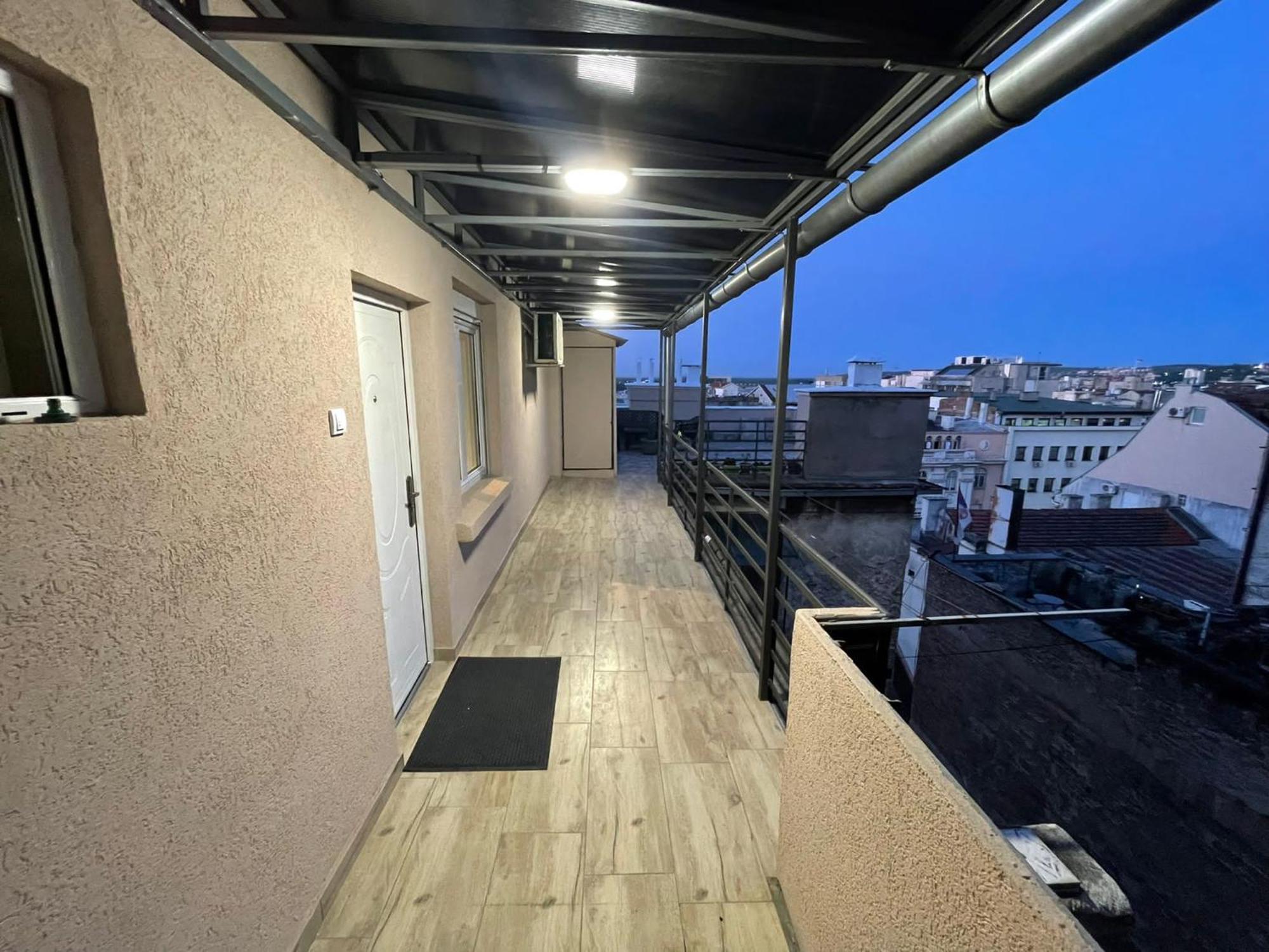 Apartamento New Sky Terrace Belgrado Exterior foto